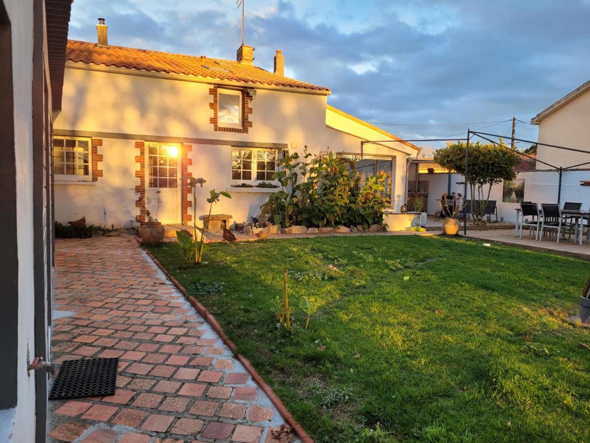 La Genotiere Bed and Breakfast Mouilleron-le-Captif Buitenkant foto